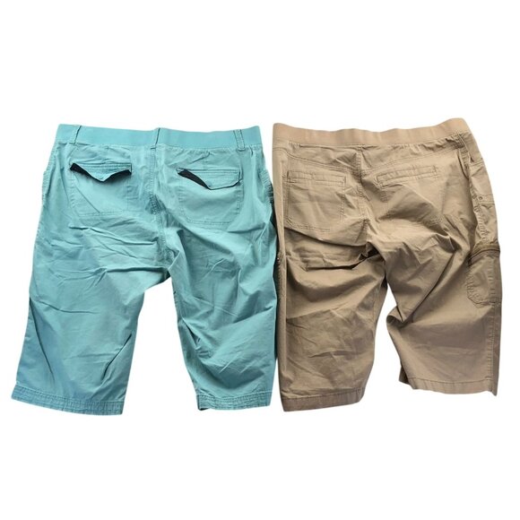 2 Lee Womens Cargo Shorts Size 18W Lot Of Two Pull On Stretch Casual Relaxed - Picture 2 of 14